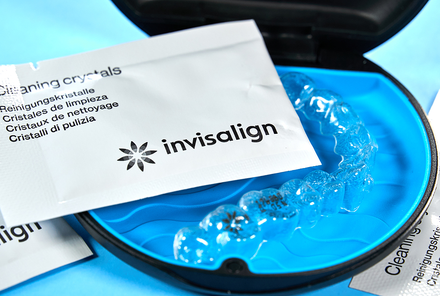 Achieve a Perfect Smile with Invisalign: A Clear Path to Straighter Teeth